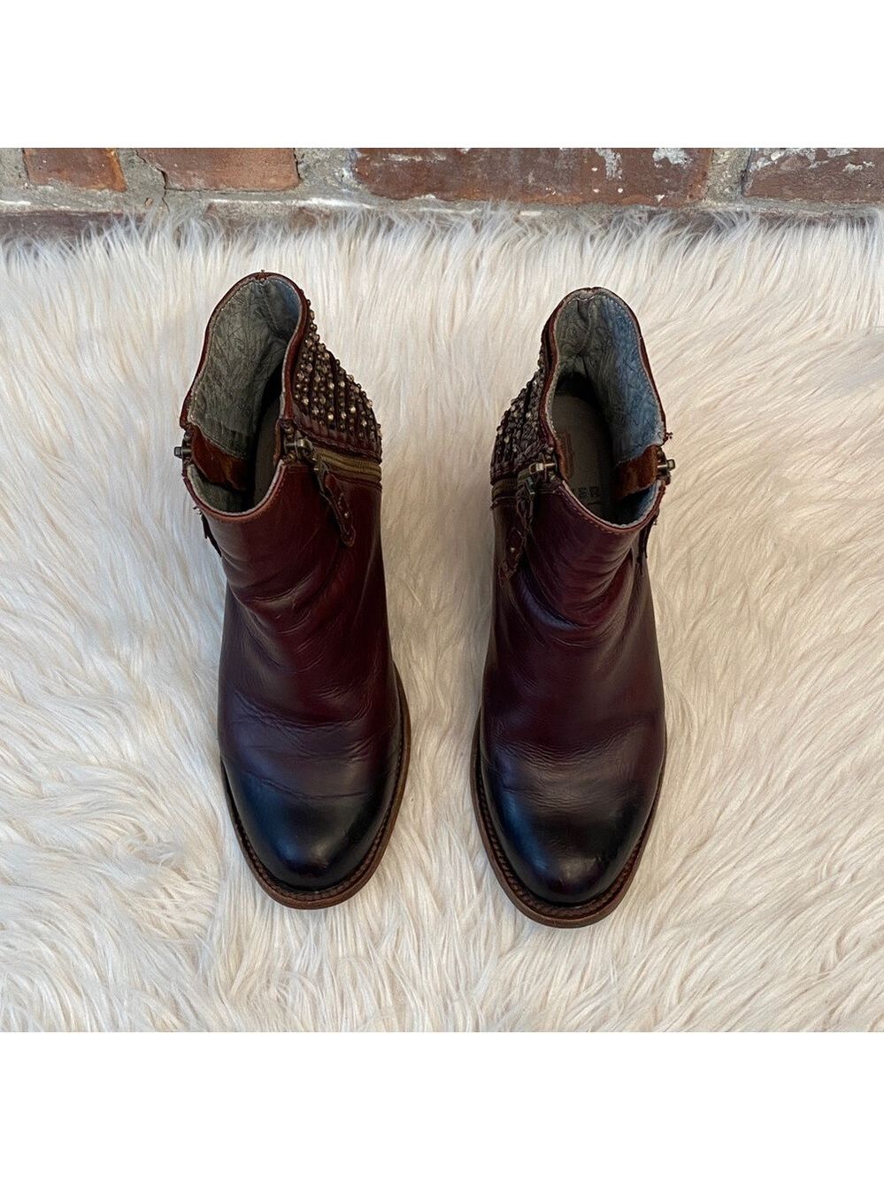 Denver Brown Studded Lady Gabriel Ankle Boots, Size 7.5 - Picture 11 of 17